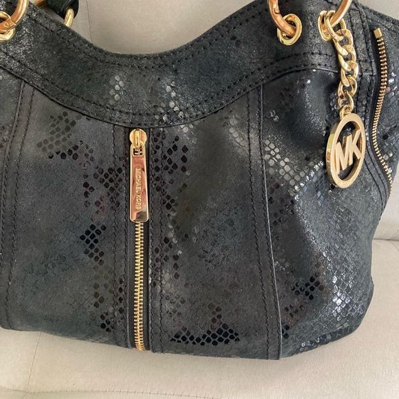 Michael Kors hobo style snakeskin bag - Picture 3 of 12